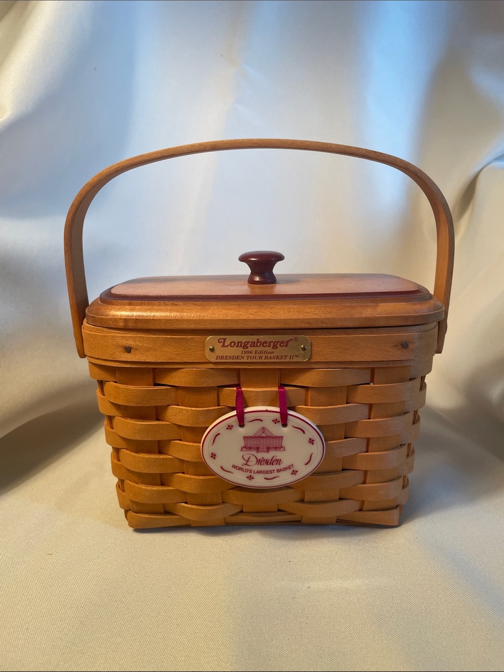 Longaberger 1996 Dresden tour basket II